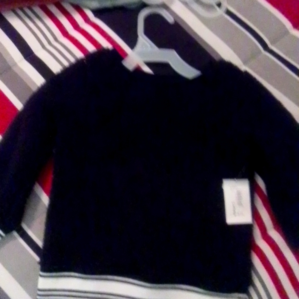 Kids size 3t black fleece long sleeve sweatshirt by Garanimals
